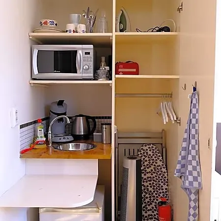 Eelhouse Private Appart hôtel 3*